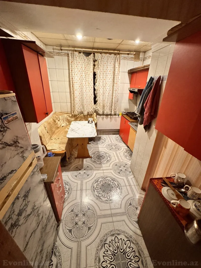 Kirayə verilir 3 otaqlı Mənzil Köhnə tikili 104 m² 28 May m. - şəkil 5