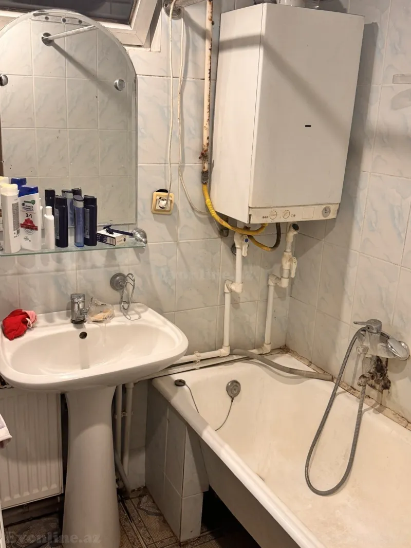Kirayə verilir 3 otaqlı Mənzil Köhnə tikili 104 m² 28 May m. - şəkil 8