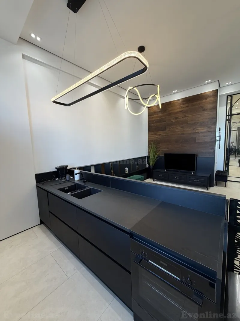 Satılır 3 otaqlı Mənzil Yeni tikili 150 m² Elmlər Akademiyası m. - şəkil 3
