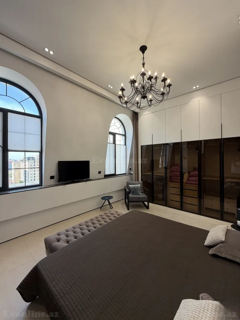 Satılır 3 otaqlı Mənzil Yeni tikili 150 m² Elmlər Akademiyası m. - şəkil 9