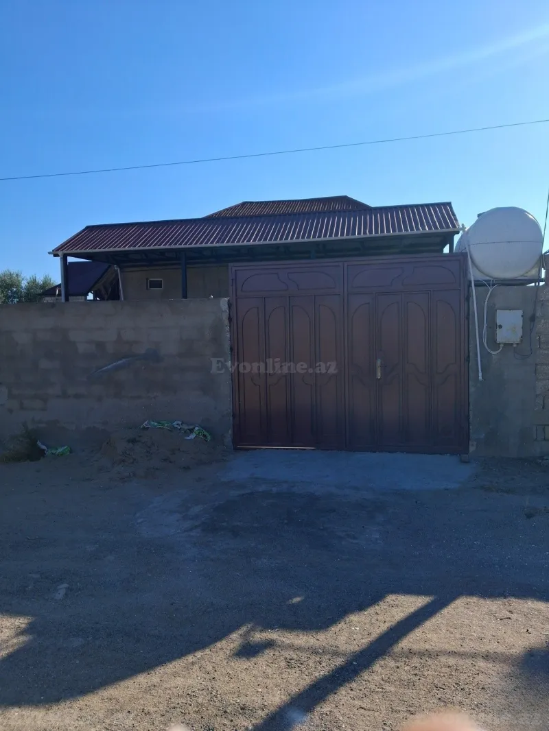 4 otaqlı Həyət evi 98 m² Binə Satılır