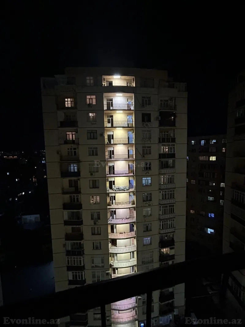 Satılır 3 otaqlı Mənzil Yeni tikili 64 m² 8-ci mikrorayon - şəkil 2