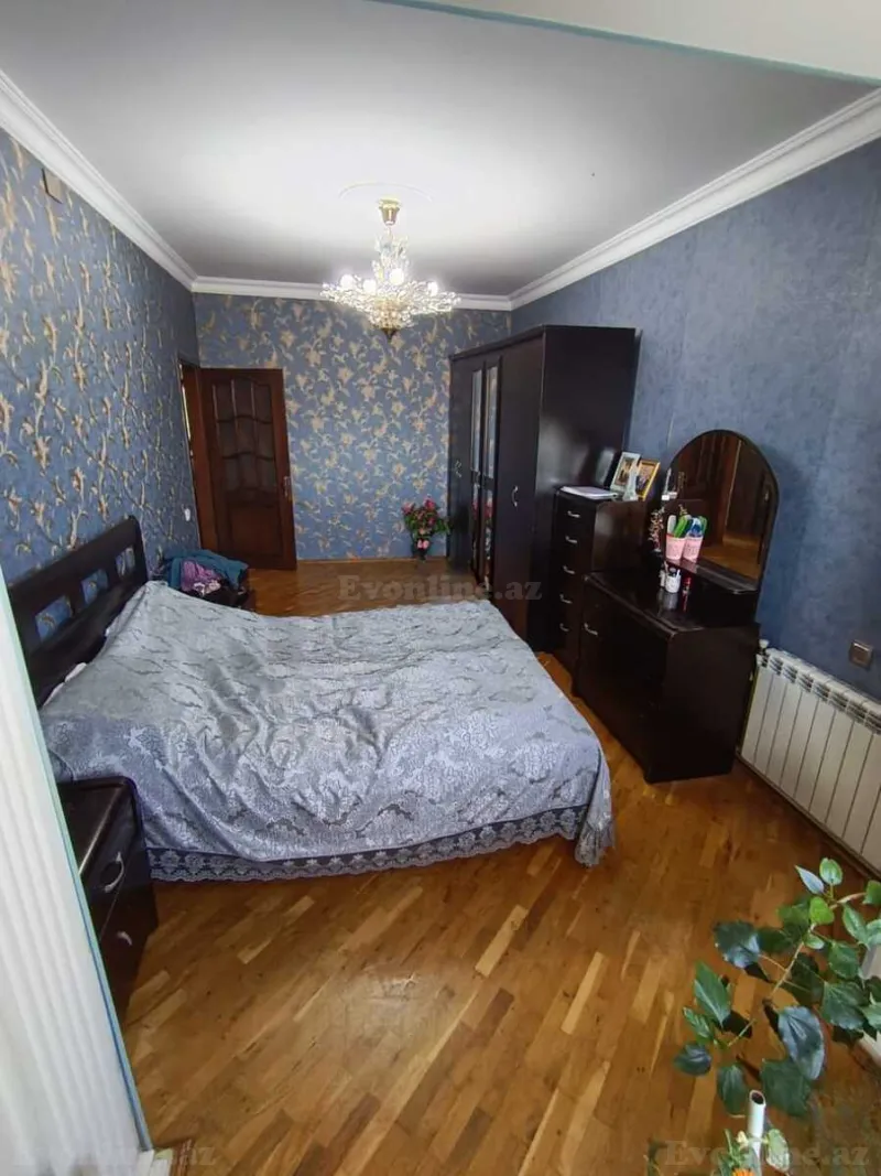 Satılır 4 otaqlı Mənzil Köhnə tikili 120 m² Azadlıq prospekti m. - şəkil 6