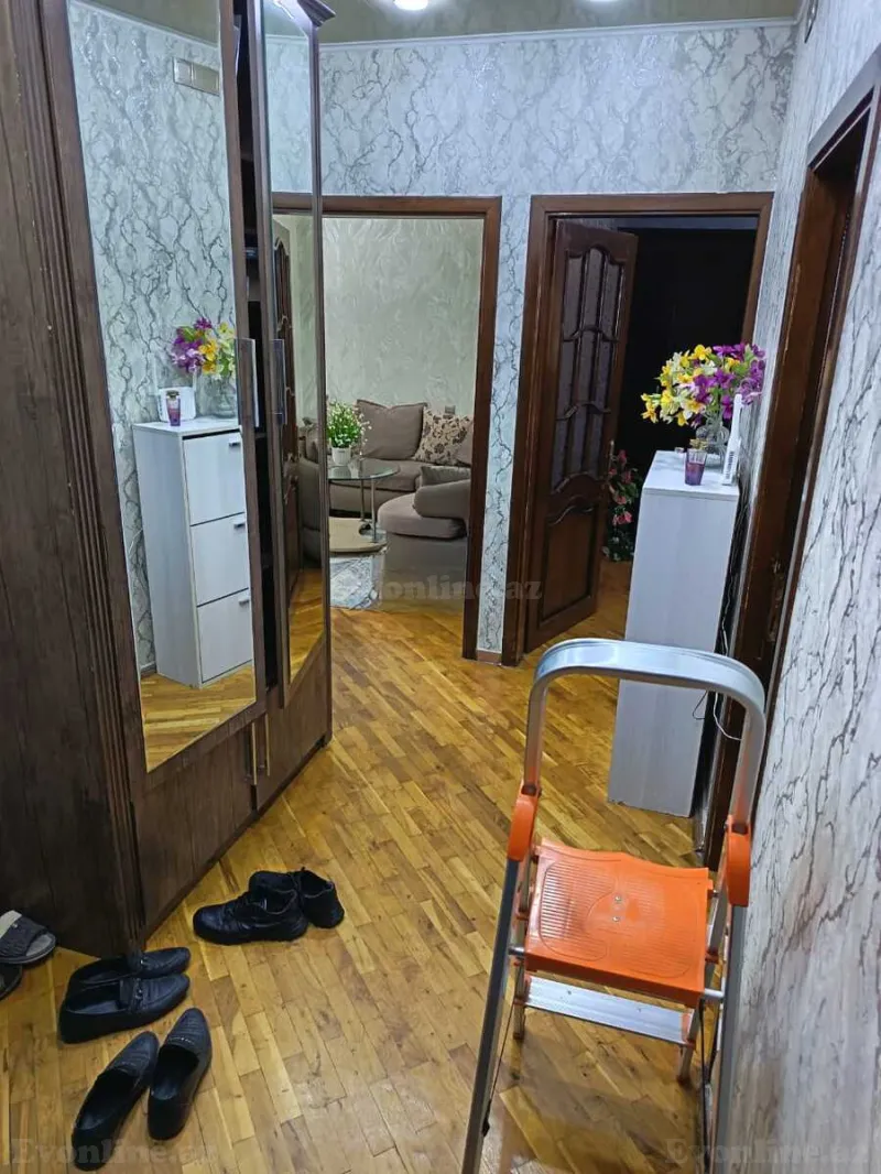 Satılır 4 otaqlı Mənzil Köhnə tikili 120 m² Azadlıq prospekti m. - şəkil 14
