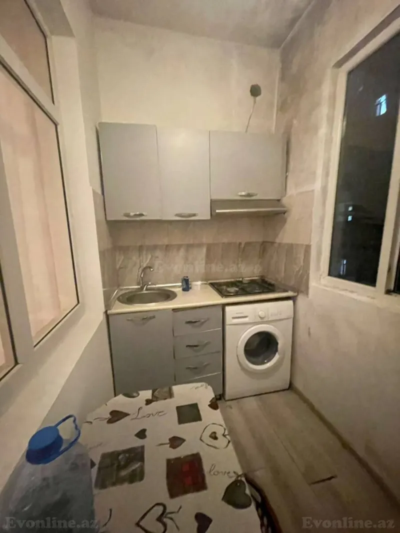 Kirayə verilir 2 otaqlı Mənzil Köhnə tikili 55 m² Memar Əcəmi m. - şəkil 9