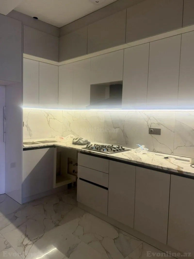Satılır 2 otaqlı Mənzil Yeni tikili 60 m² İnşaatçılar m. - şəkil 5