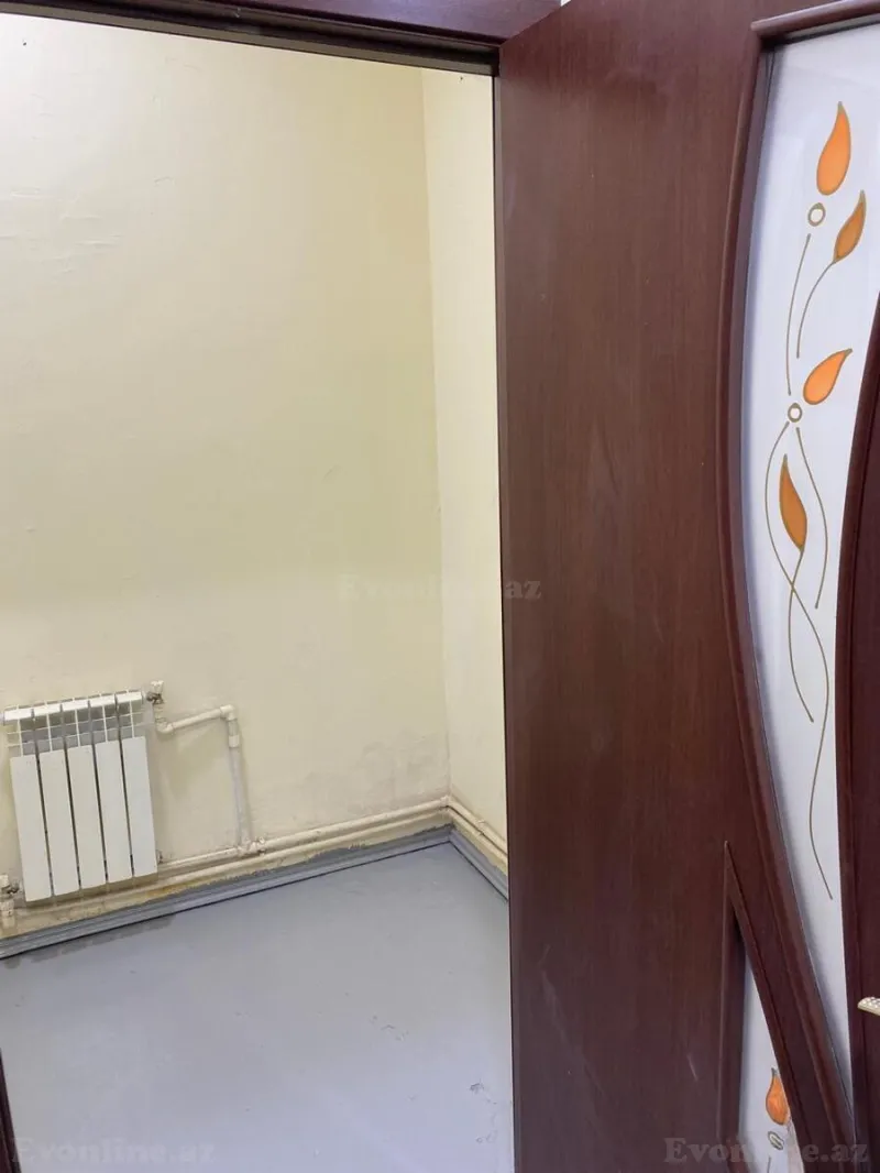 Satılır 9 otaqlı Mənzil Köhnə tikili 93 m² Həzi Aslanov m. - şəkil 7