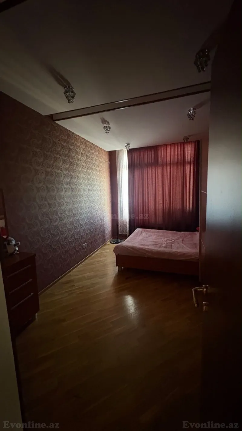 Satılır 3 otaqlı Mənzil Yeni tikili 130 m² 8-ci mikrorayon - şəkil 5