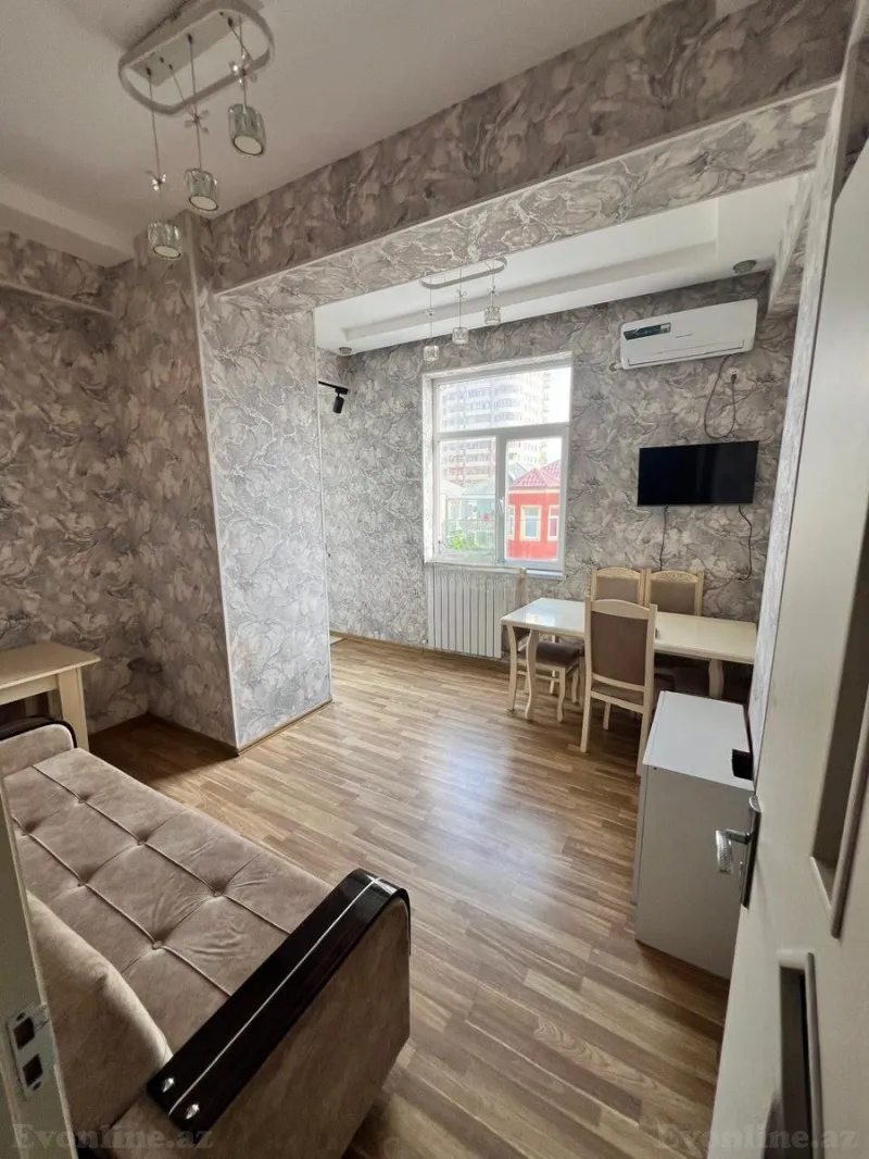 2 otaqlı Mənzil 45 m² Xırdalan Kirayə verilir