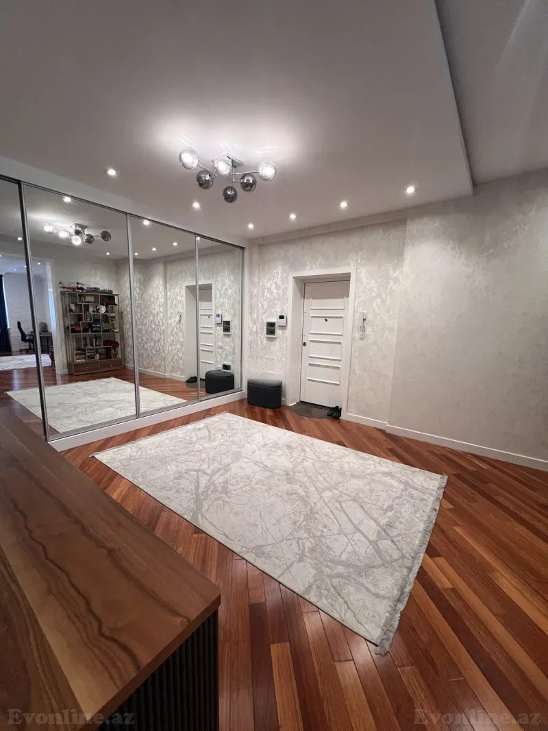 Satılır 3 otaqlı Mənzil Yeni tikili 165 m² Nəsimi r. - şəkil 2