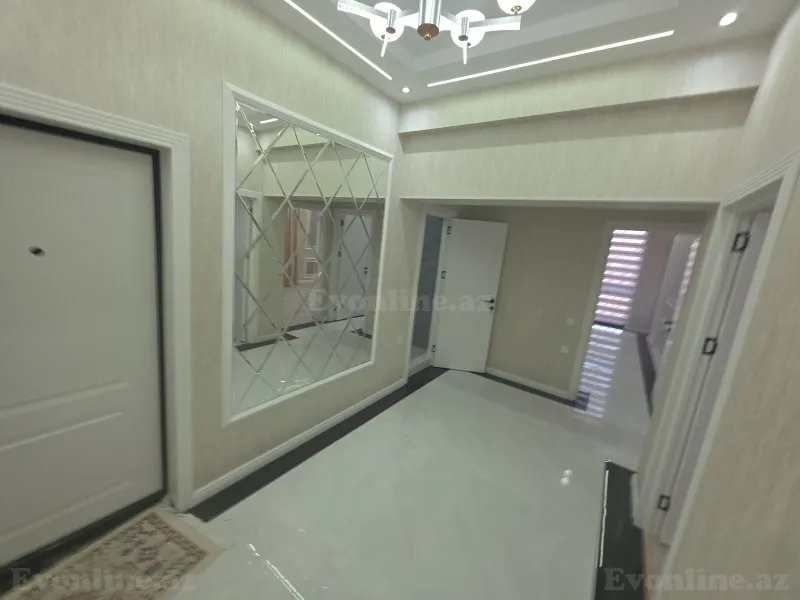 2 otaqlı Mənzil 82 m² Qara Qarayev m. Satılır