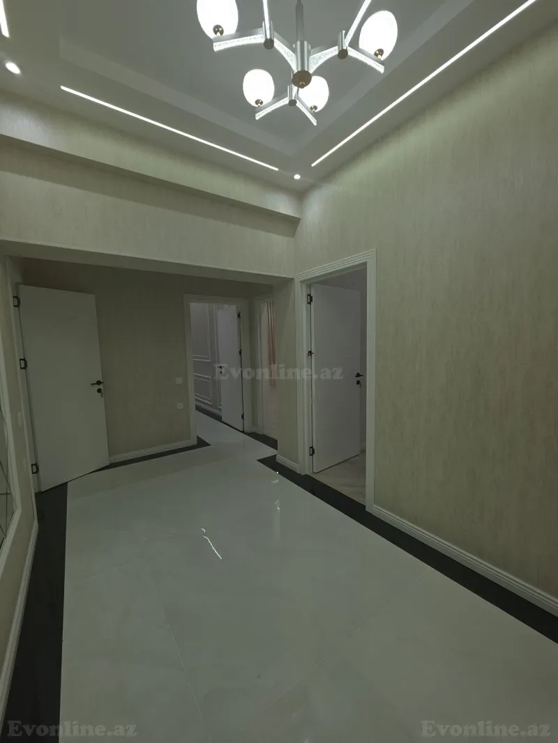 Satılır 2 otaqlı Mənzil Yeni tikili 82 m² Qara Qarayev m. - şəkil 4