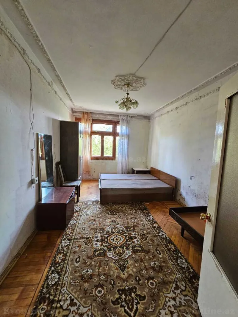 Satılır 2 otaqlı Mənzil Köhnə tikili 70 m² Nəsimi m. - şəkil 5