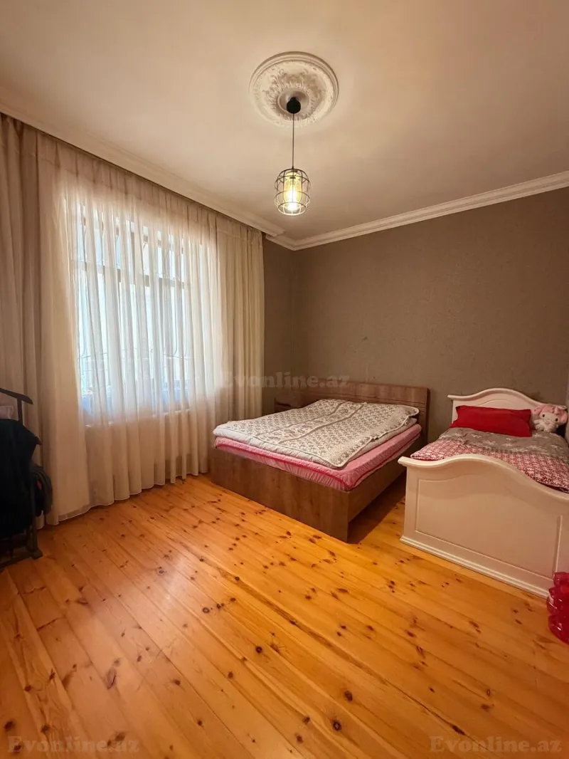 Satılır 7 otaqlı Həyət evi 220 m² Badamdar - şəkil 4