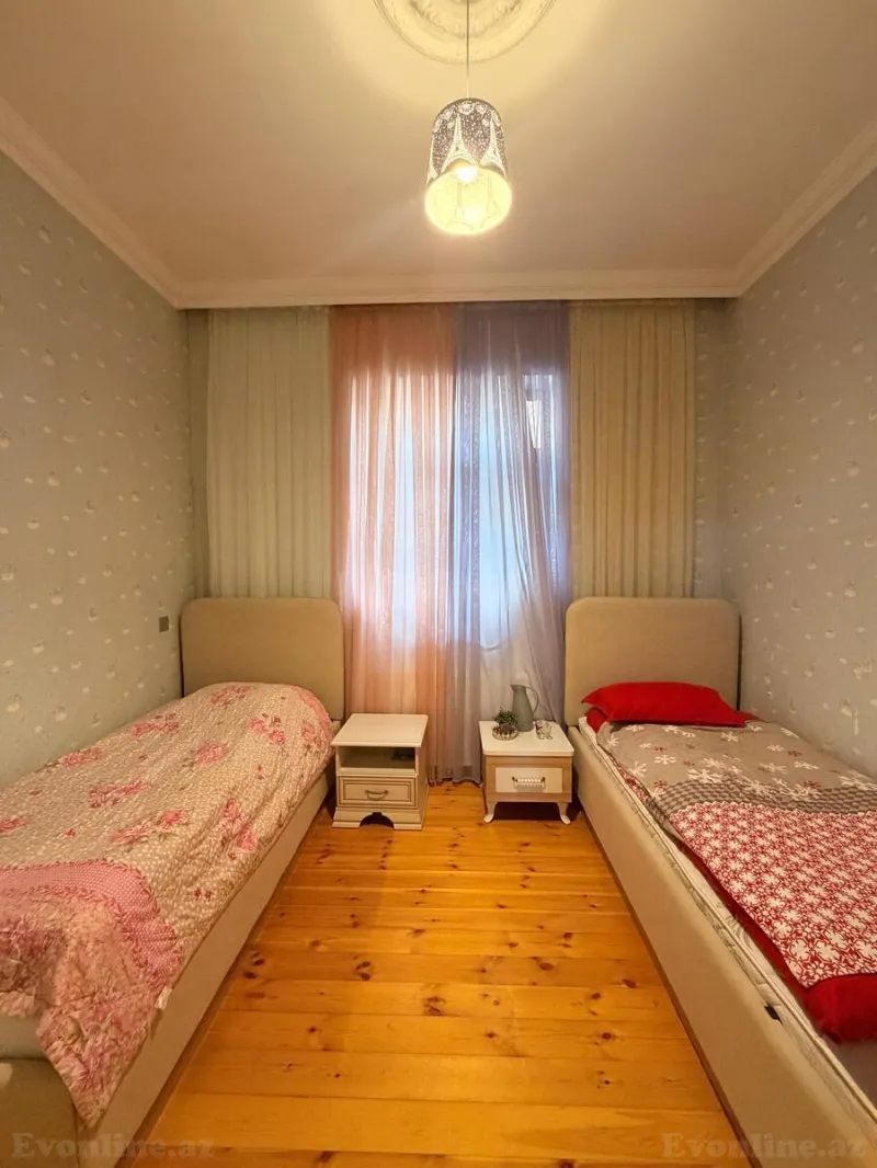 Satılır 7 otaqlı Həyət evi 220 m² Badamdar - şəkil 5