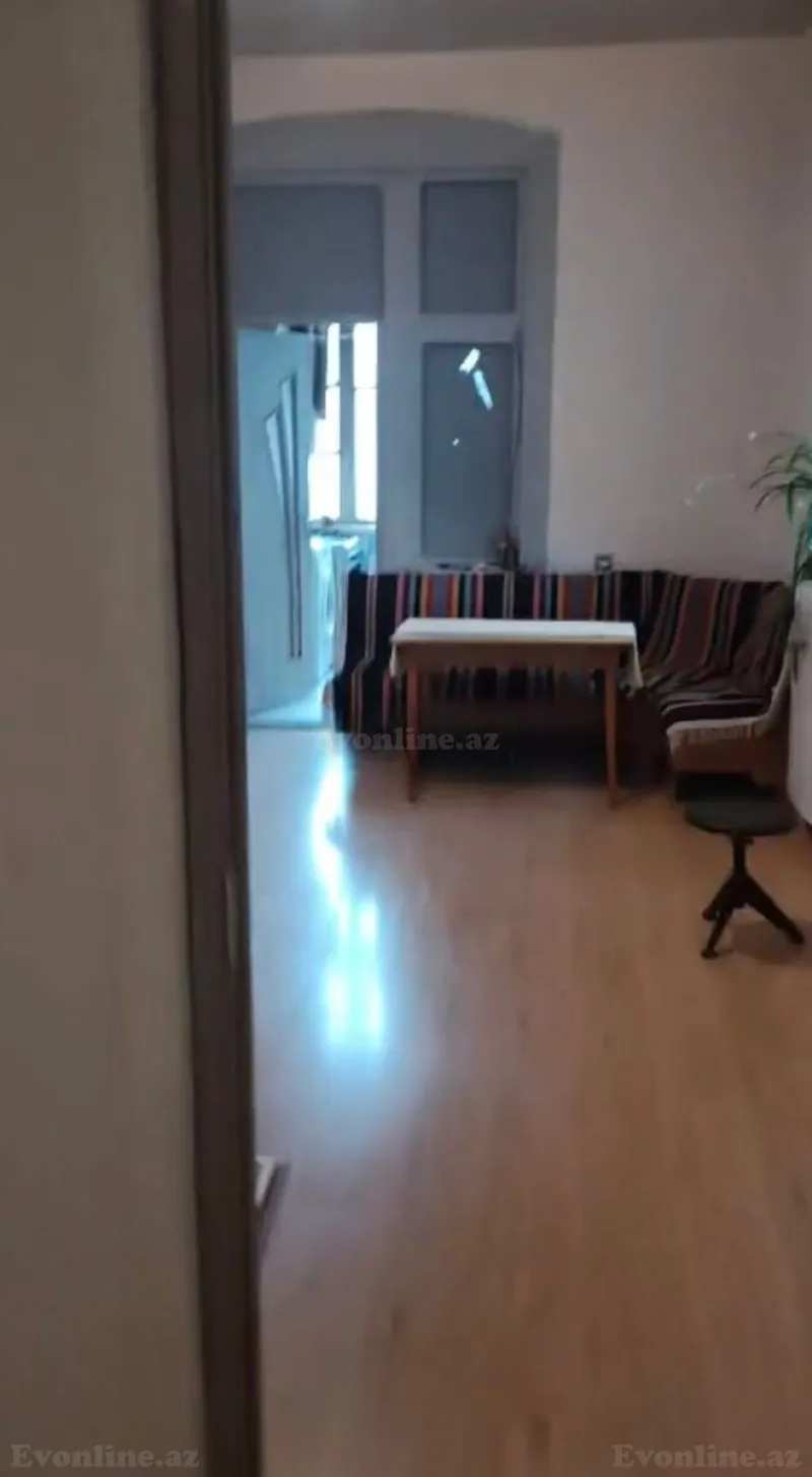Satılır 3 otaqlı Mənzil Köhnə tikili 90 m² Azadlıq prospekti m. - şəkil 4