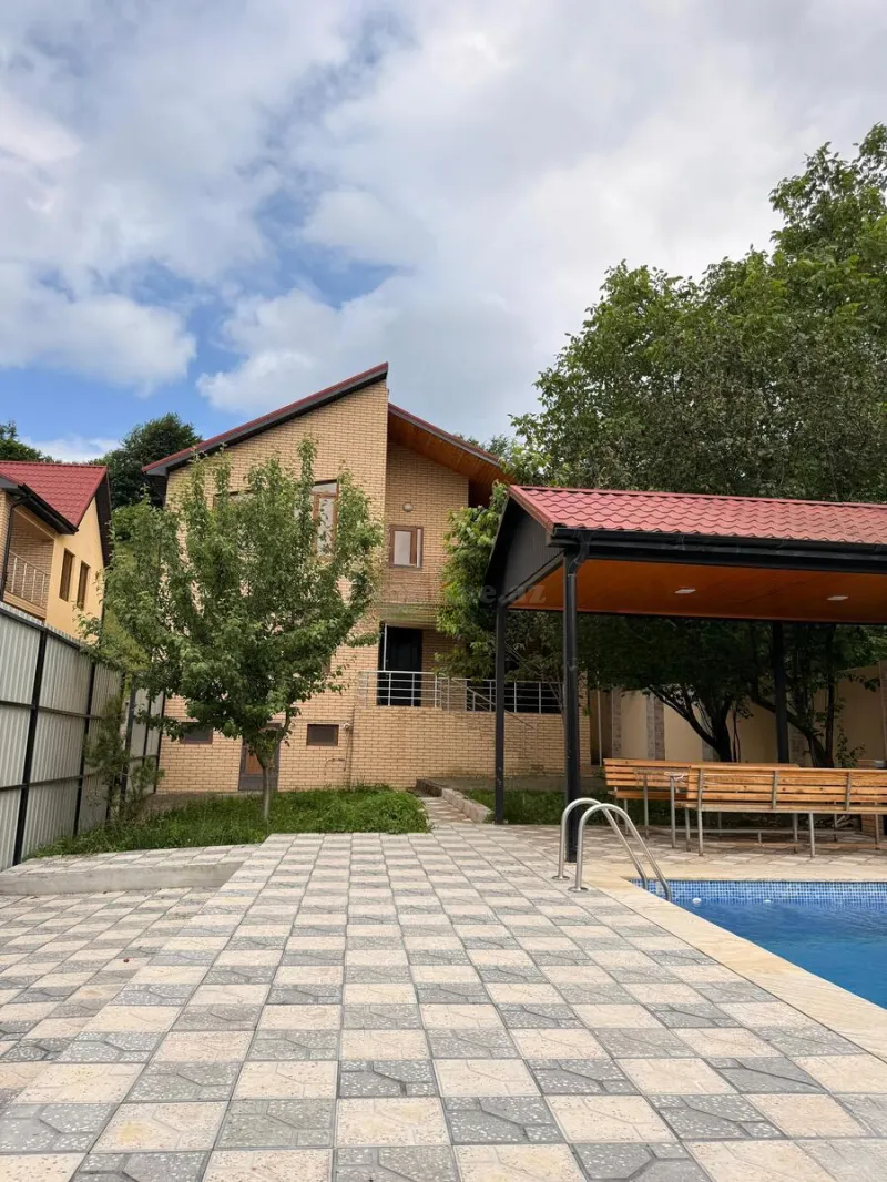 Kirayə verilir 4 otaqlı Həyət evi 200 m² Quba - şəkil 2