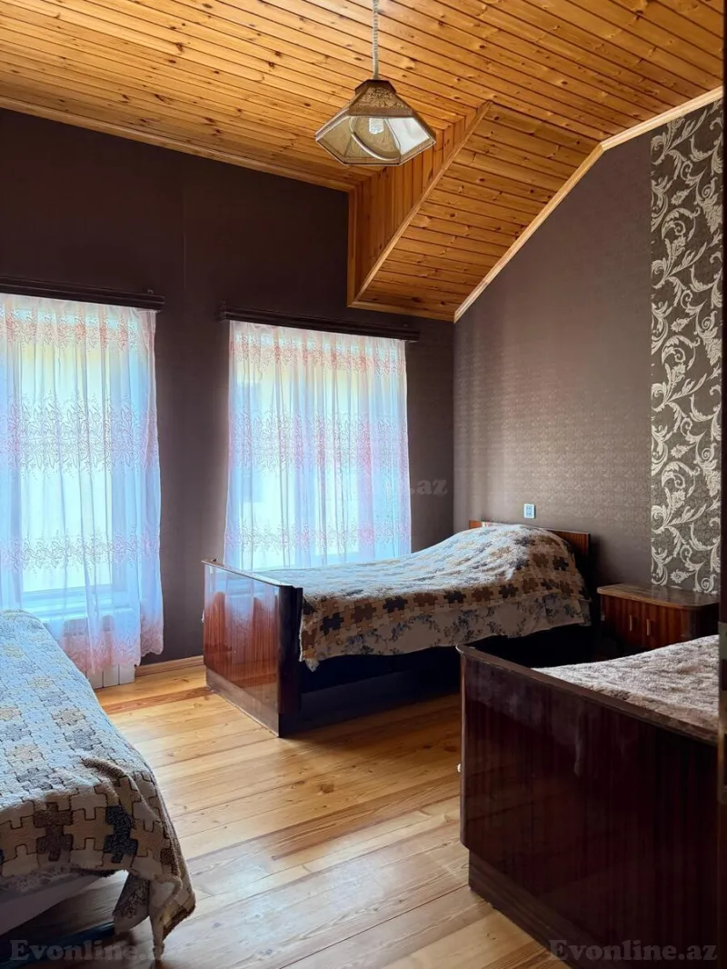 Kirayə verilir 4 otaqlı Həyət evi 200 m² Quba - şəkil 7