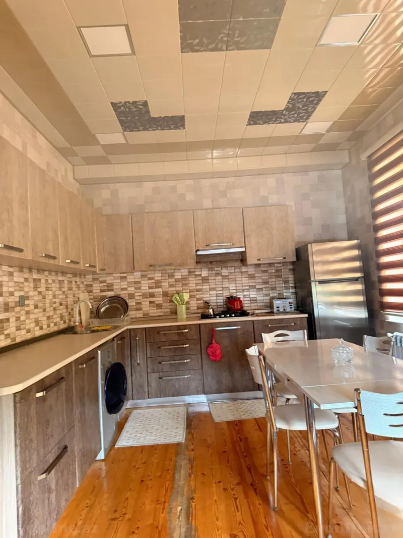 Kirayə verilir 4 otaqlı Həyət evi 200 m² Quba - şəkil 10