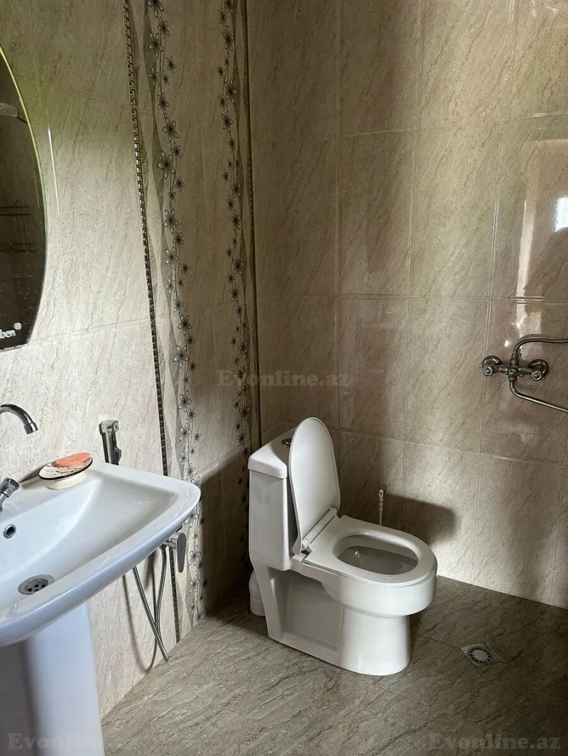 Kirayə verilir 4 otaqlı Həyət evi 200 m² Quba - şəkil 13