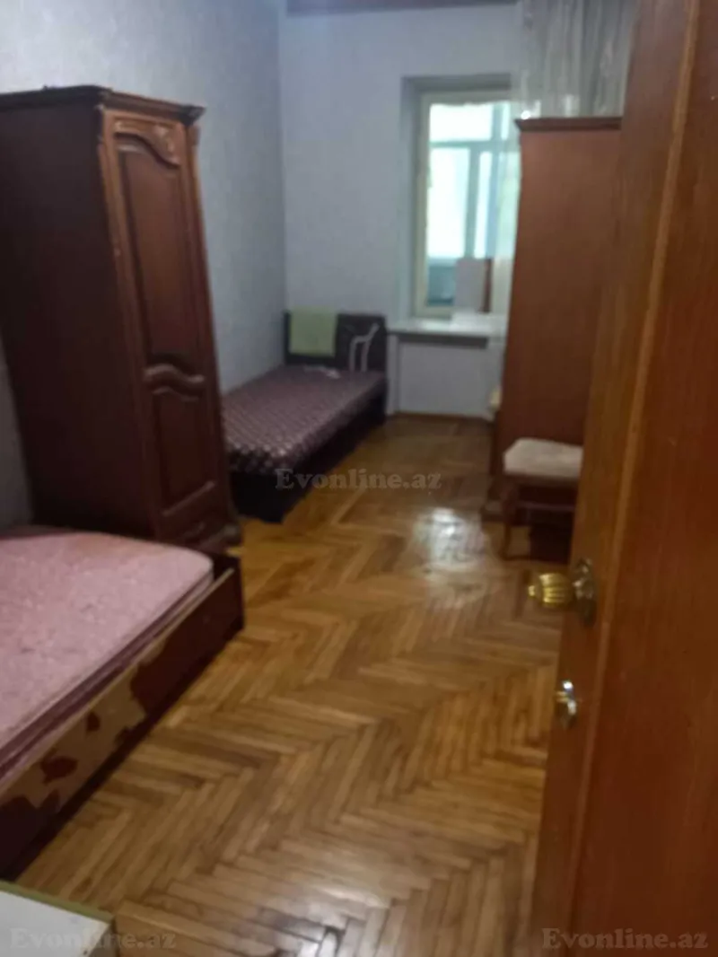 Kirayə verilir 3 otaqlı Mənzil Köhnə tikili 89 m² Nərimanov r. - şəkil 2