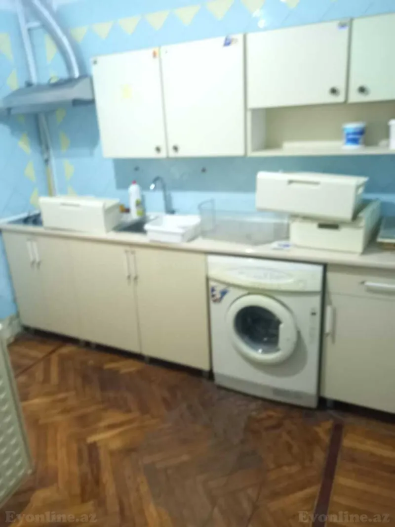 Kirayə verilir 3 otaqlı Mənzil Köhnə tikili 89 m² Nərimanov r. - şəkil 4