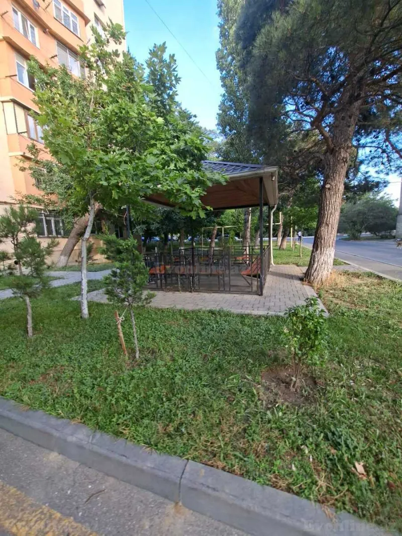 Satılır 2 otaqlı Mənzil Köhnə tikili 55 m² Neftçilər m. - şəkil 4