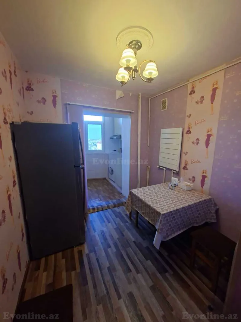 Satılır 2 otaqlı Mənzil Köhnə tikili 55 m² Neftçilər m. - şəkil 18