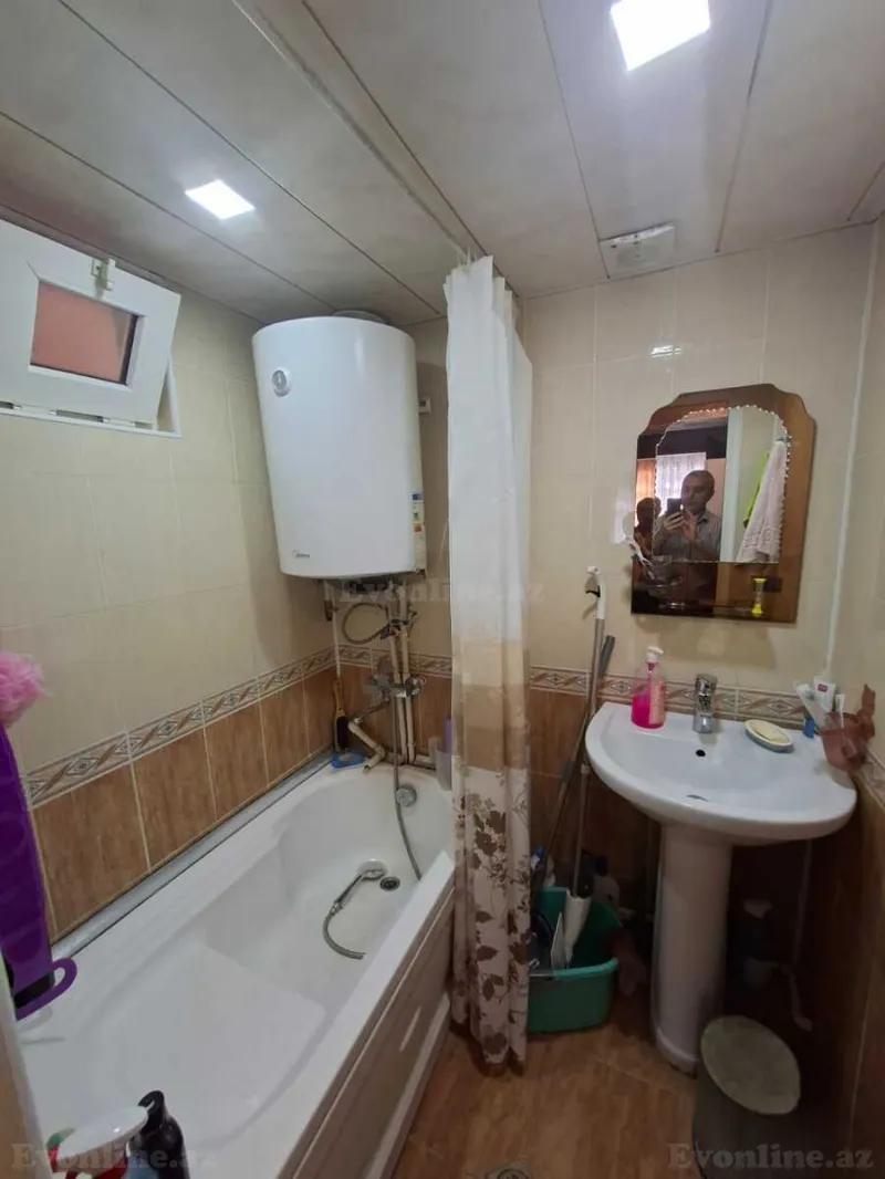 Satılır 2 otaqlı Mənzil Köhnə tikili 55 m² Neftçilər m. - şəkil 22