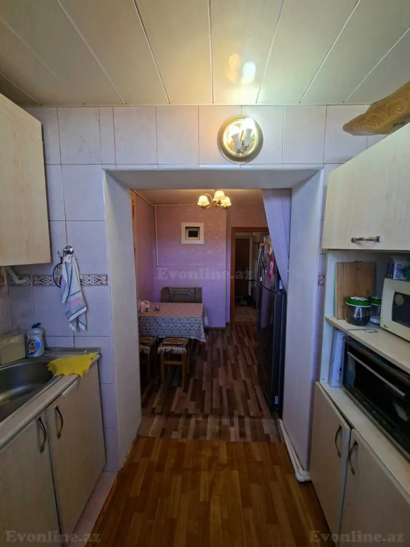 Satılır 2 otaqlı Mənzil Köhnə tikili 55 m² Neftçilər m. - şəkil 24