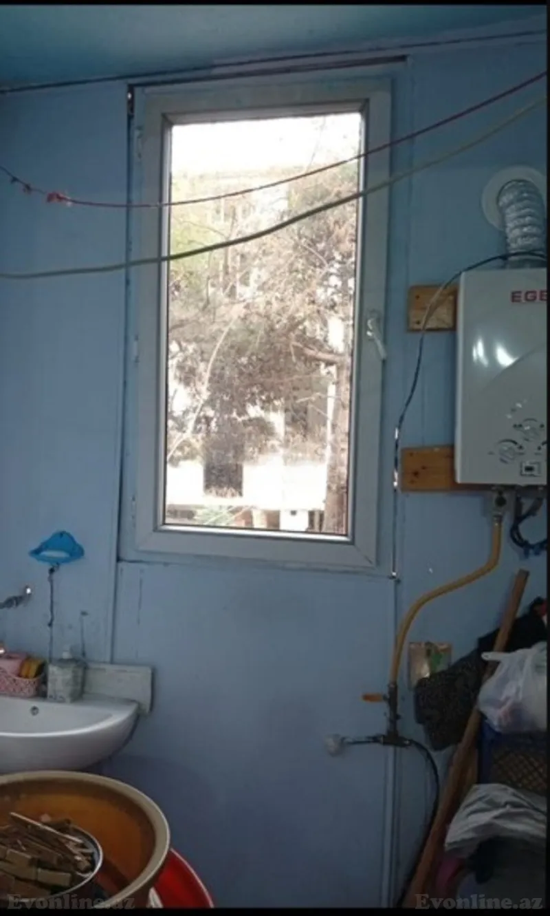 Kirayə verilir 1 otaqlı Mənzil Köhnə tikili 22 m² Elmlər Akademiyası m. - şəkil 4