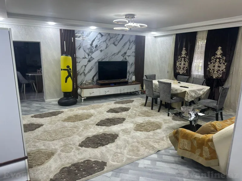 Satılır 4 otaqlı Mənzil Köhnə tikili 100 m² Əhmədli