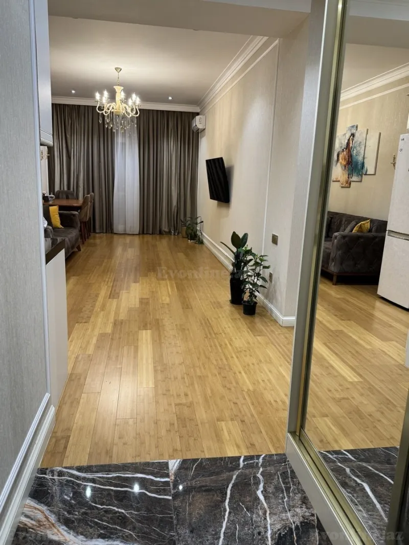 Kirayə verilir 2 otaqlı Mənzil Yeni tikili 75 m² İnşaatçılar m. - şəkil 5
