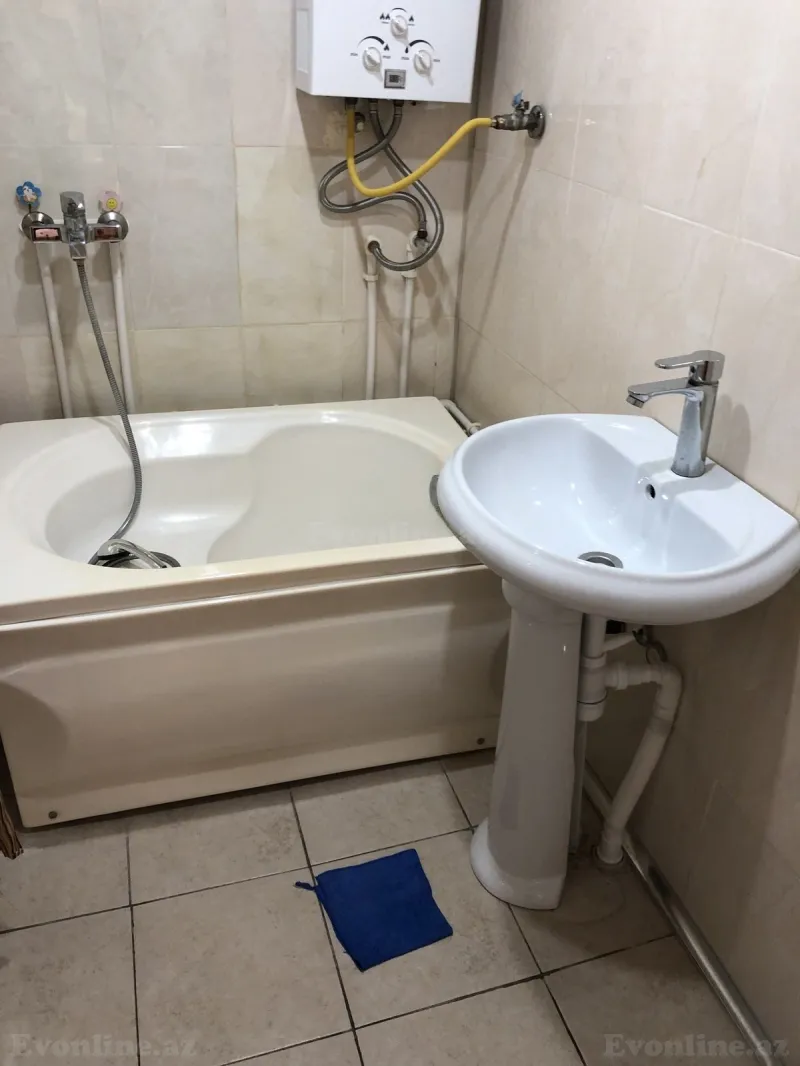 Kirayə verilir 2 otaqlı Mənzil Köhnə tikili 65 m² Əhmədli m. - şəkil 19