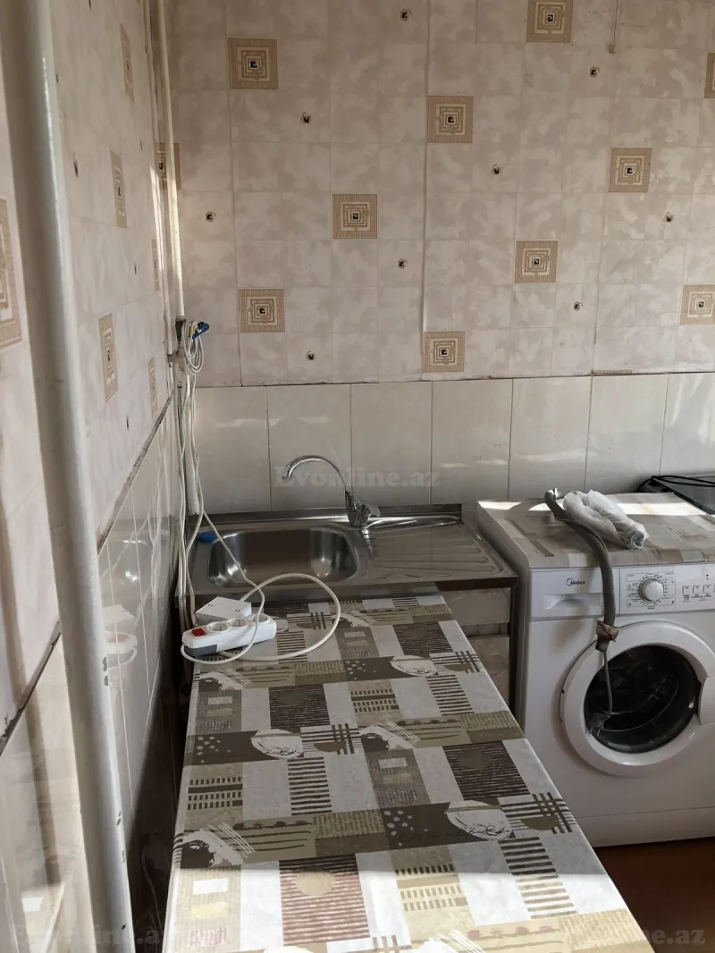 Kirayə verilir 2 otaqlı Mənzil Köhnə tikili 65 m² Əhmədli m. - şəkil 24