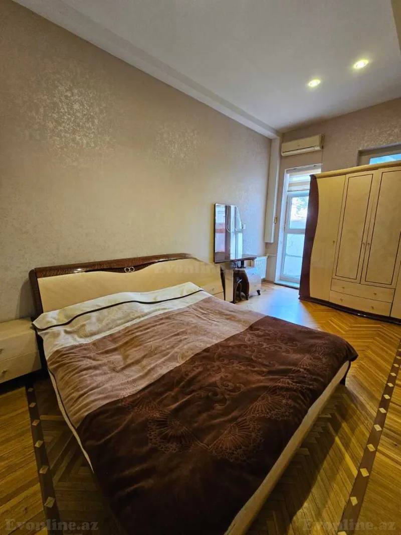 Satılır 4 otaqlı Həyət evi 110 m² Gəncə - şəkil 3