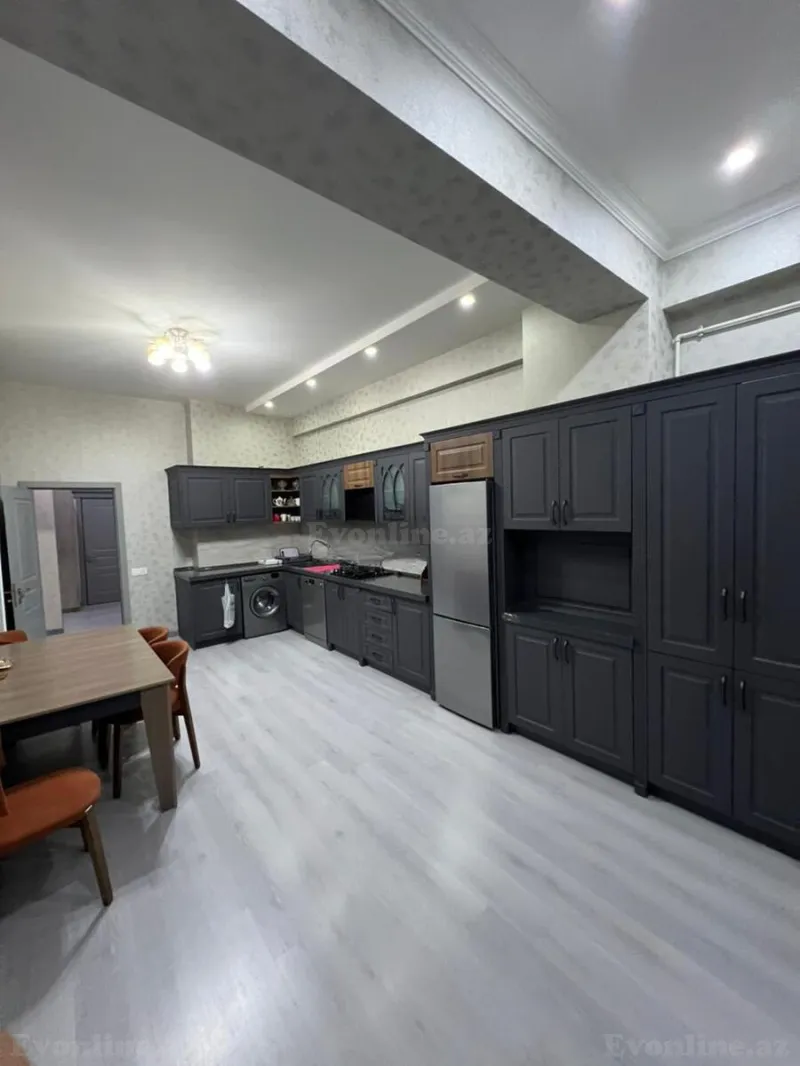 Kirayə verilir 4 otaqlı Mənzil Yeni tikili 180 m² Elmlər Akademiyası m. - şəkil 9