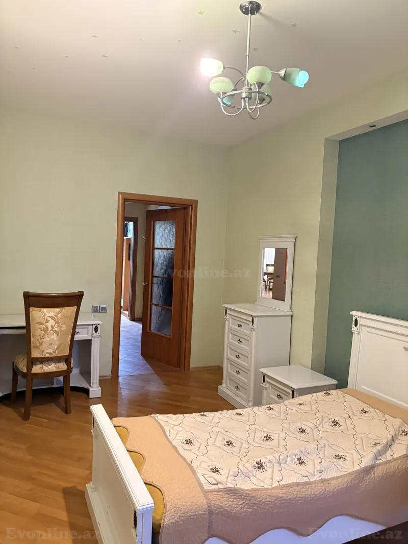 Kirayə verilir 5 otaqlı Mənzil Yeni tikili 240 m² Nəriman Nərimanov m. - şəkil 2