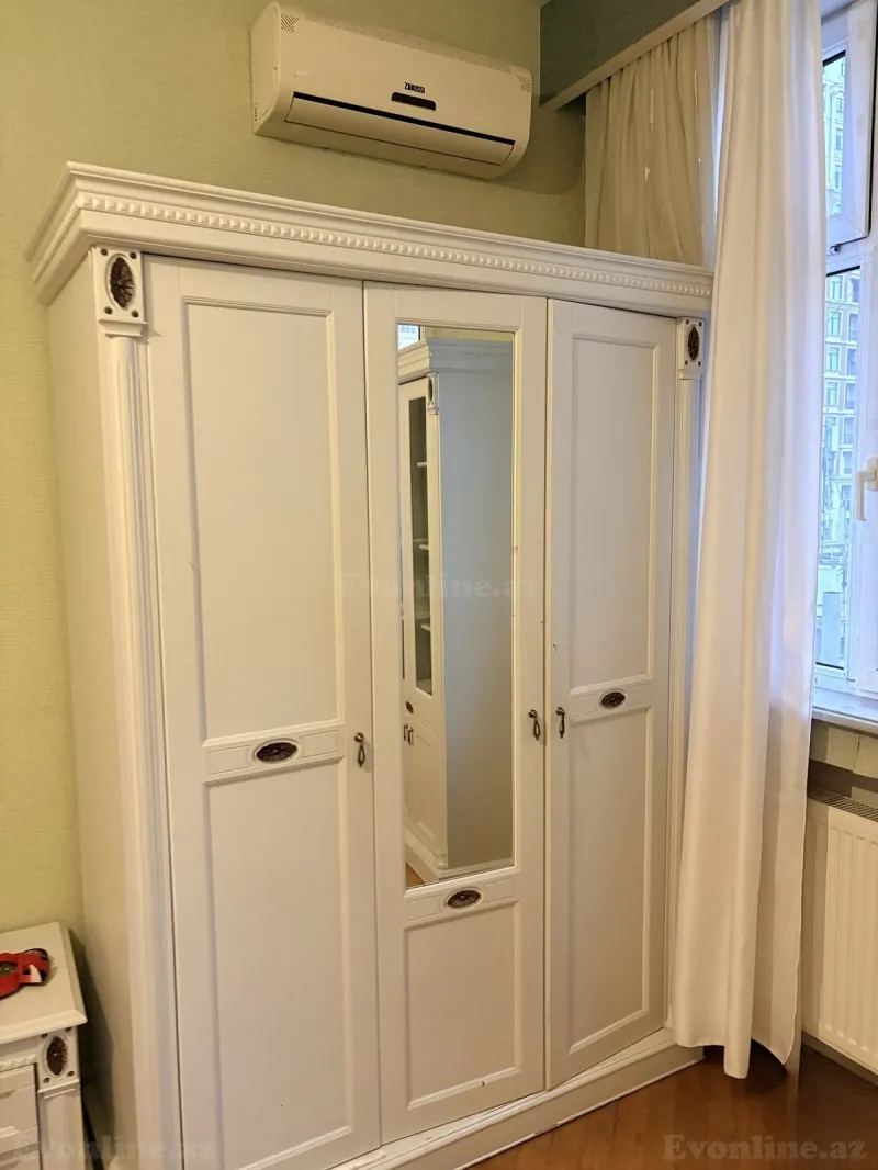 Kirayə verilir 5 otaqlı Mənzil Yeni tikili 240 m² Nəriman Nərimanov m. - şəkil 3