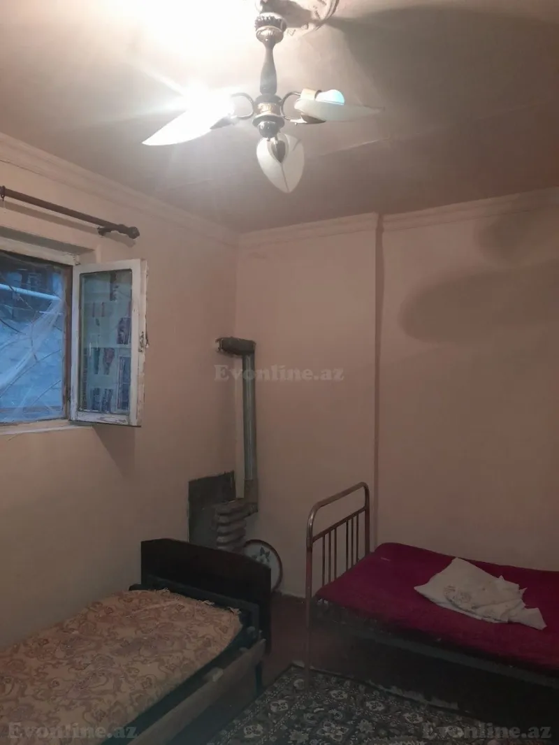 Kirayə verilir 1 otaqlı Həyət evi 45 m² İnşaatçılar m. - şəkil 2