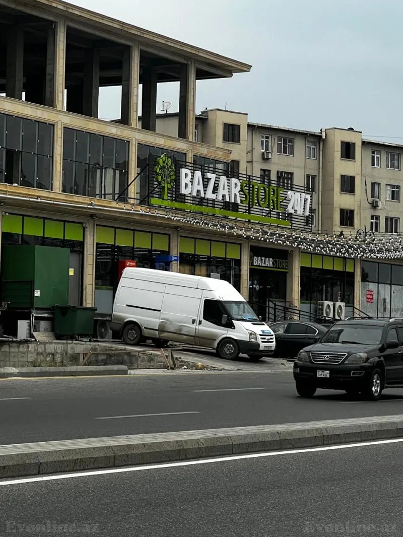 Satılır Obyekt 270 m² Memar Əcəmi m. - şəkil 2