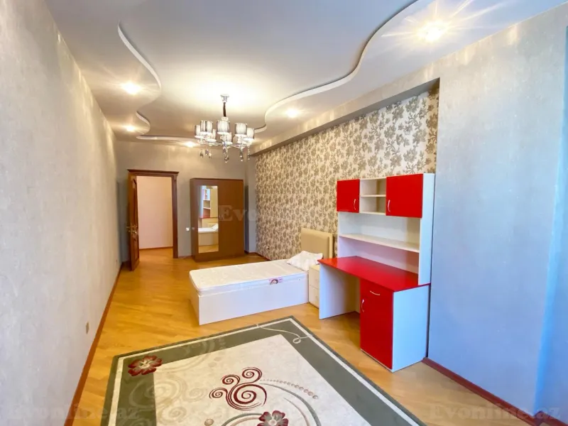 Kirayə verilir 3 otaqlı Mənzil Yeni tikili 155 m² 28 May m. - şəkil 3