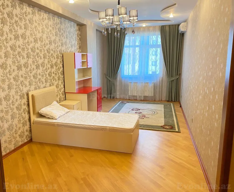 Kirayə verilir 3 otaqlı Mənzil Yeni tikili 155 m² 28 May m. - şəkil 4