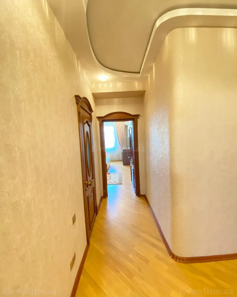Kirayə verilir 3 otaqlı Mənzil Yeni tikili 155 m² 28 May m. - şəkil 9