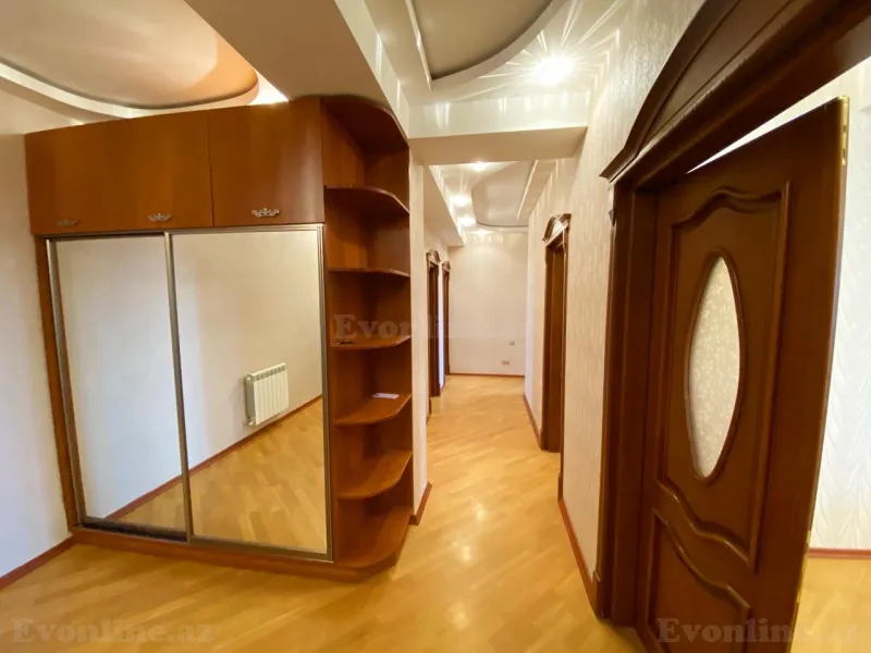 Kirayə verilir 3 otaqlı Mənzil Yeni tikili 155 m² 28 May m. - şəkil 11