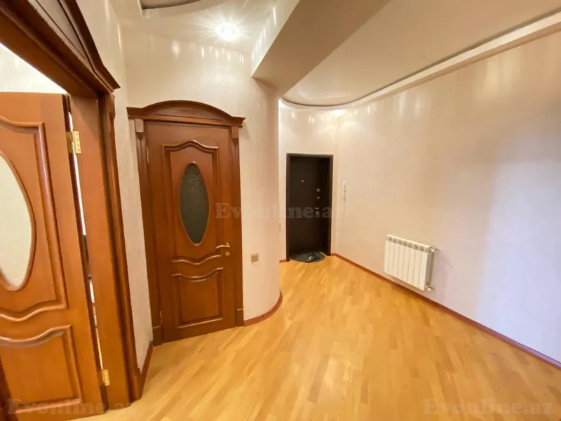 Kirayə verilir 3 otaqlı Mənzil Yeni tikili 155 m² 28 May m. - şəkil 14