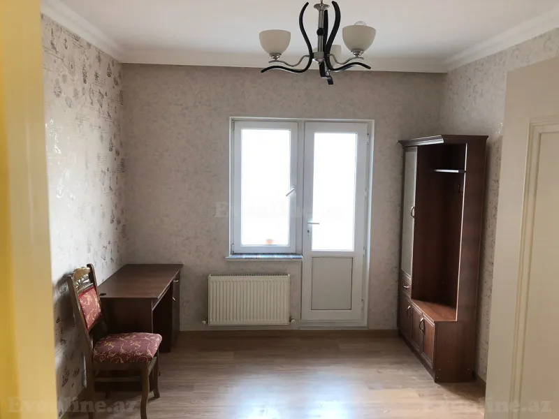 Satılır 3 otaqlı Mənzil Köhnə tikili 86 m² Gənclik m. - şəkil 4