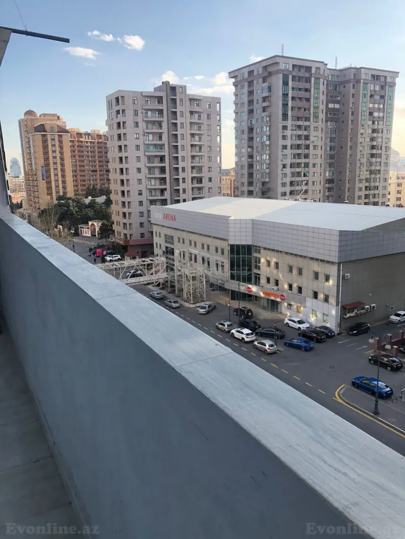 Satılır 3 otaqlı Mənzil Köhnə tikili 86 m² Gənclik m. - şəkil 18