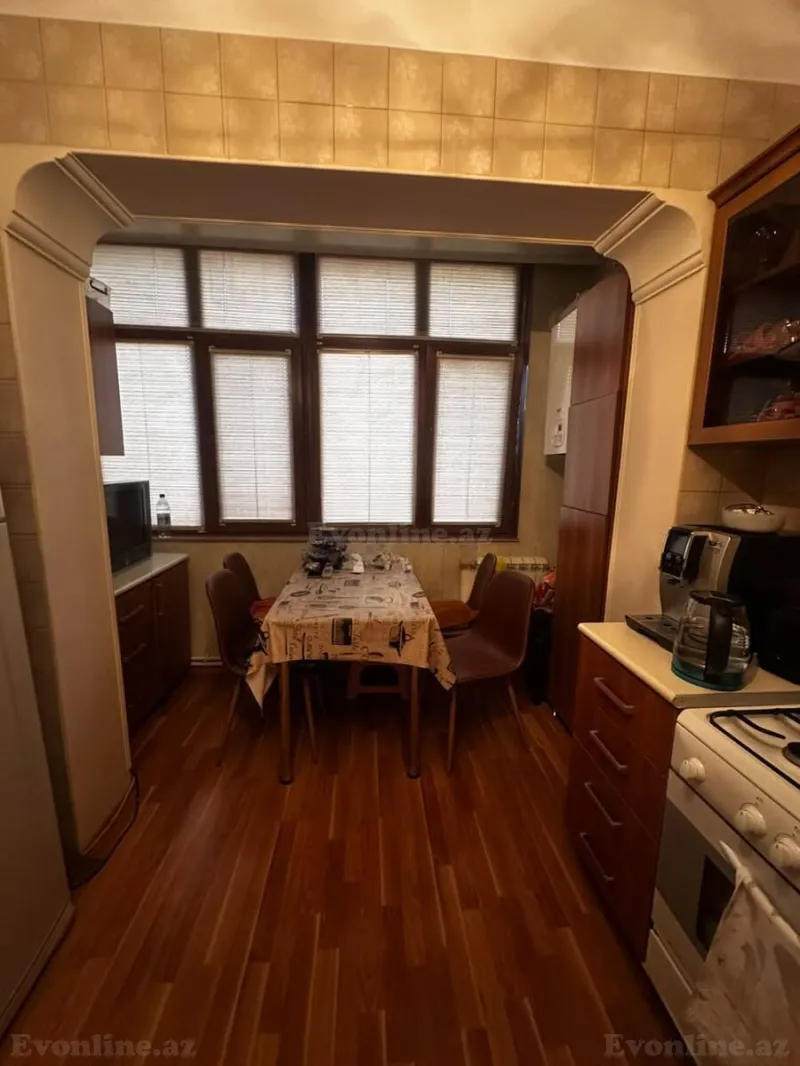 Satılır 3 otaqlı Mənzil Köhnə tikili 85 m² Memar Əcəmi m. - şəkil 13