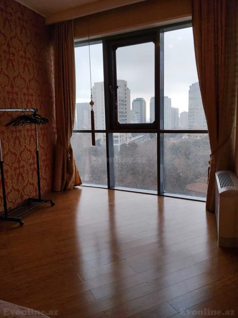 Kirayə verilir 4 otaqlı Mənzil Yeni tikili 220 m² Nizami m. - şəkil 6